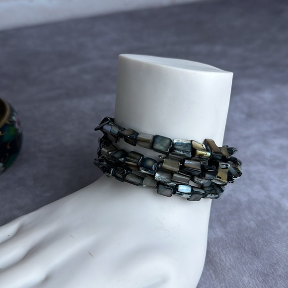 Gorgeous Lot of Bangle Fashion Bracelets Bangles - Picture 9 of 12